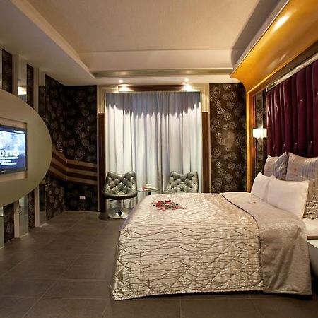 Love Star Motel Taoyuan Eksteriør bilde
